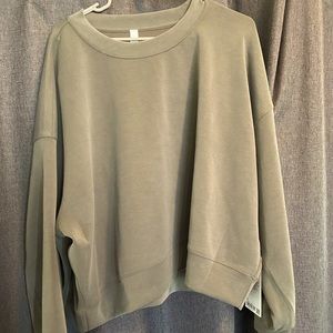 Lululemon cropped crew neck